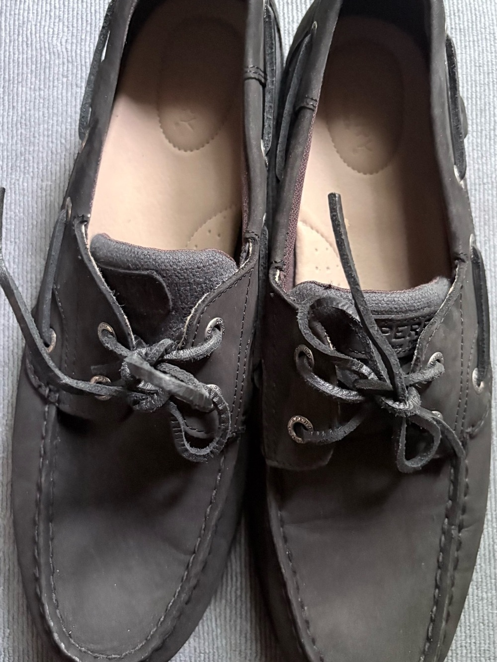Sperry women’s Black Leather Boat Shoes - Picture 4 of 7